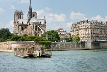 1732793299_350_PAR_Seine River Cruise, start at Eiffel Tower_1.jpg